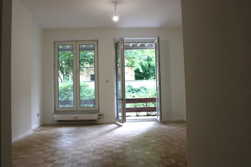 Weissensee nahe PB - ruhige Singlewohnung im Erdgeschoss 
mit Terrasse! TG-Platz! — photo 1